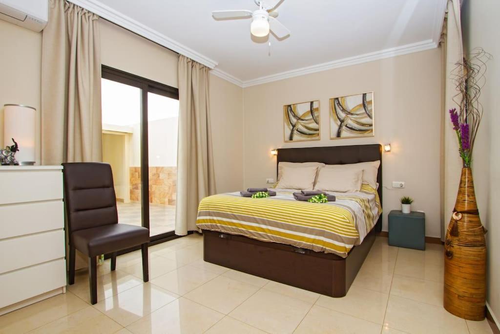 Riviera Park 2B, Central 2 Bed Пуэрто дель Кармен Экстерьер фото